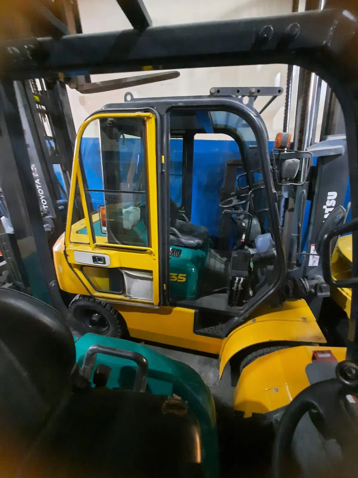 Komatsu Forklift 4.5 Ton Leo 2010 - 6