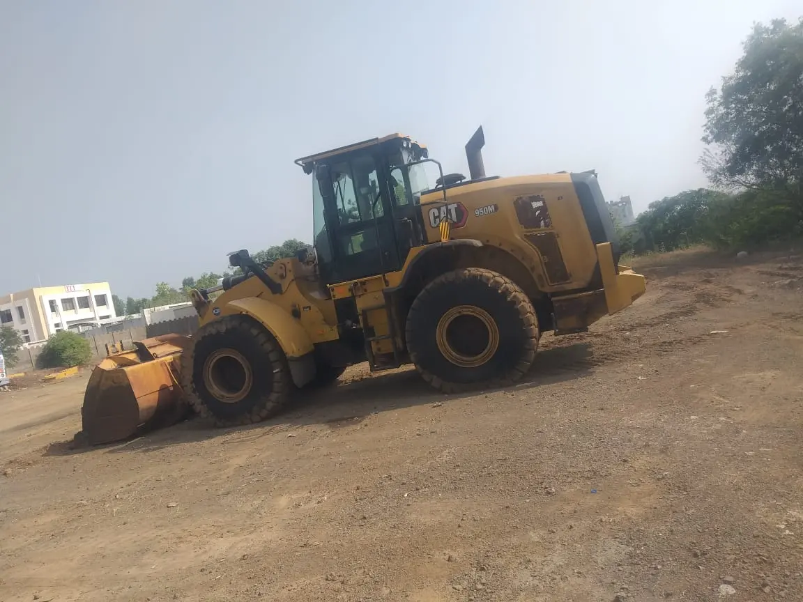 Caterpillar 950M Wheel Loader - 4