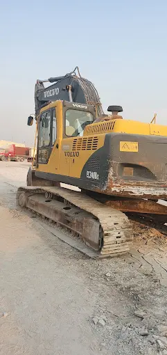 Chain Excavator Volvo EC240BLC 24 ton