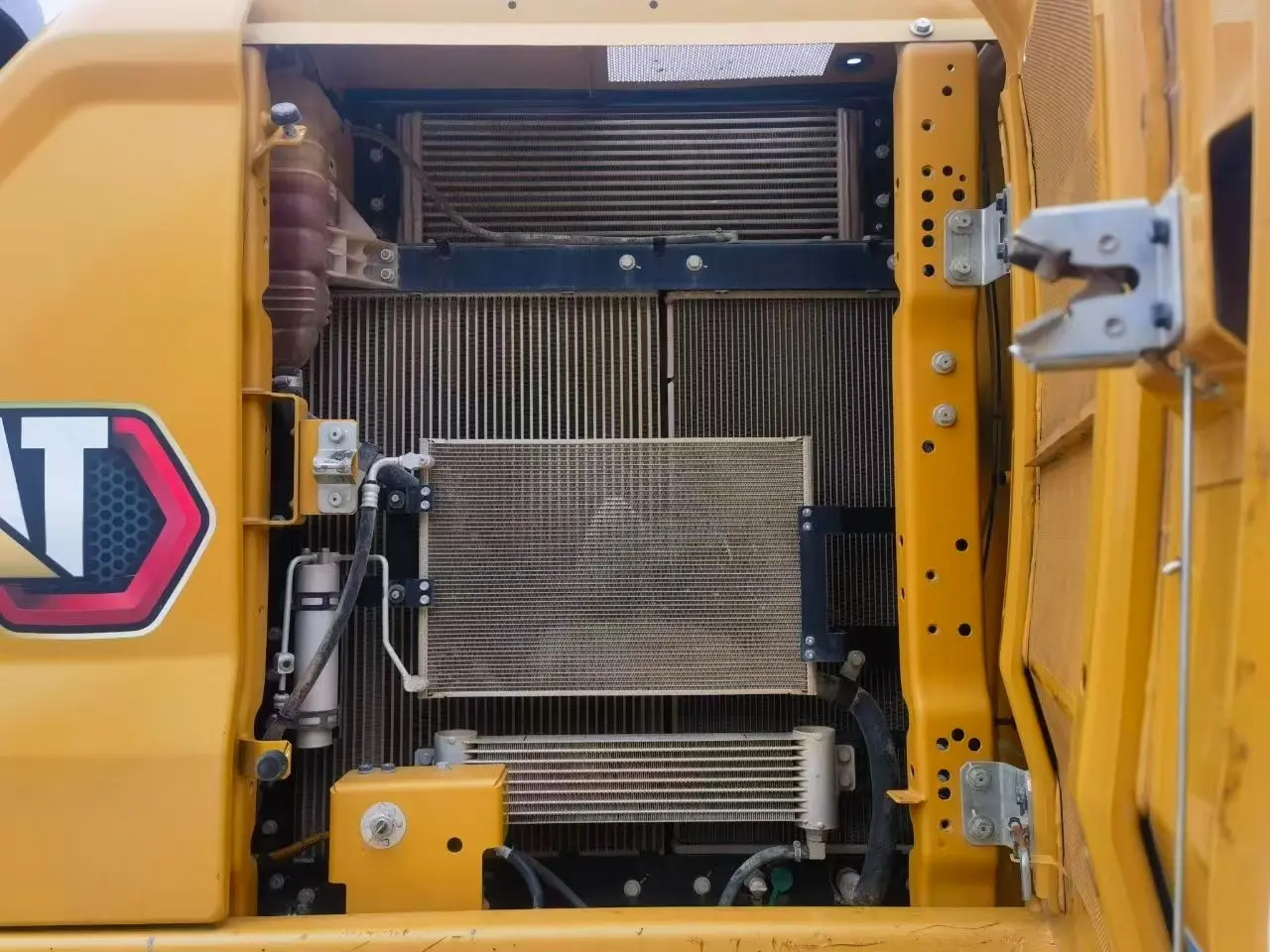 Cat320GC - 5