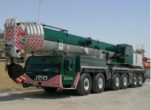 250 Ton LIEBHERR CRANE AVAILABLE ON RENT