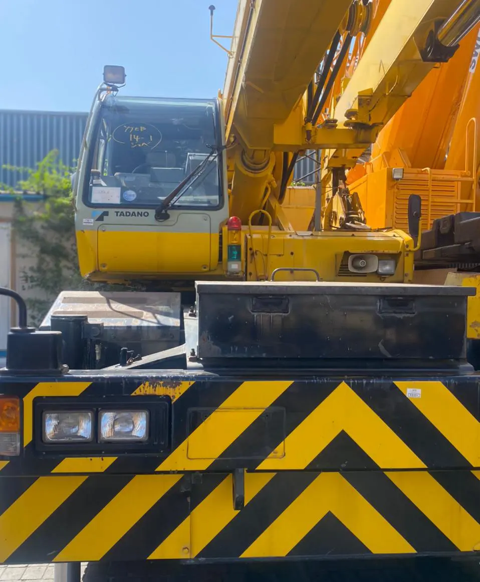 Crane Kato 25 Ton Model 2009