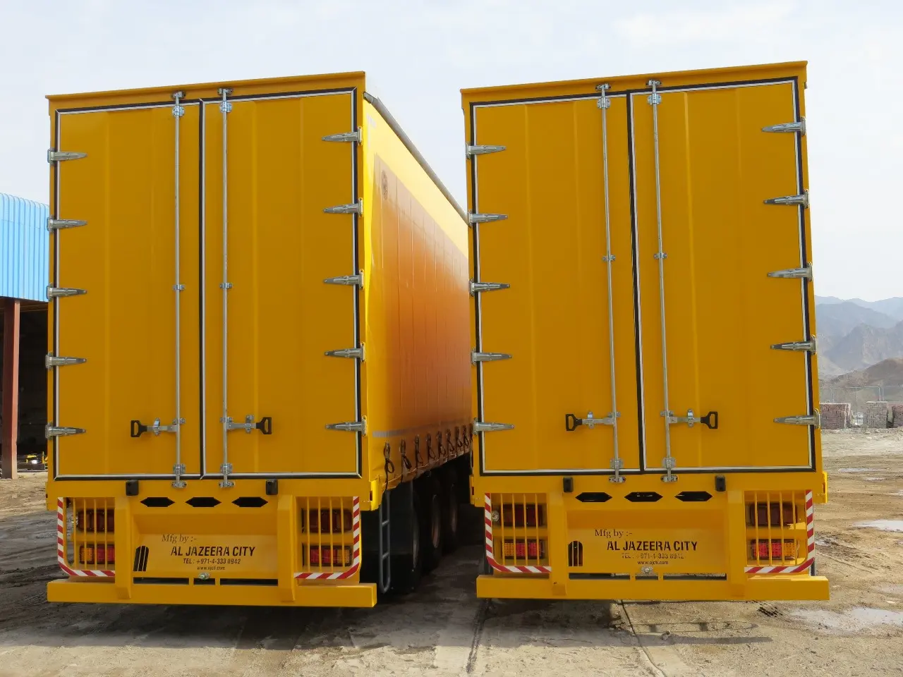 Curtain Side Trailer Total Length: 15.5 Meter