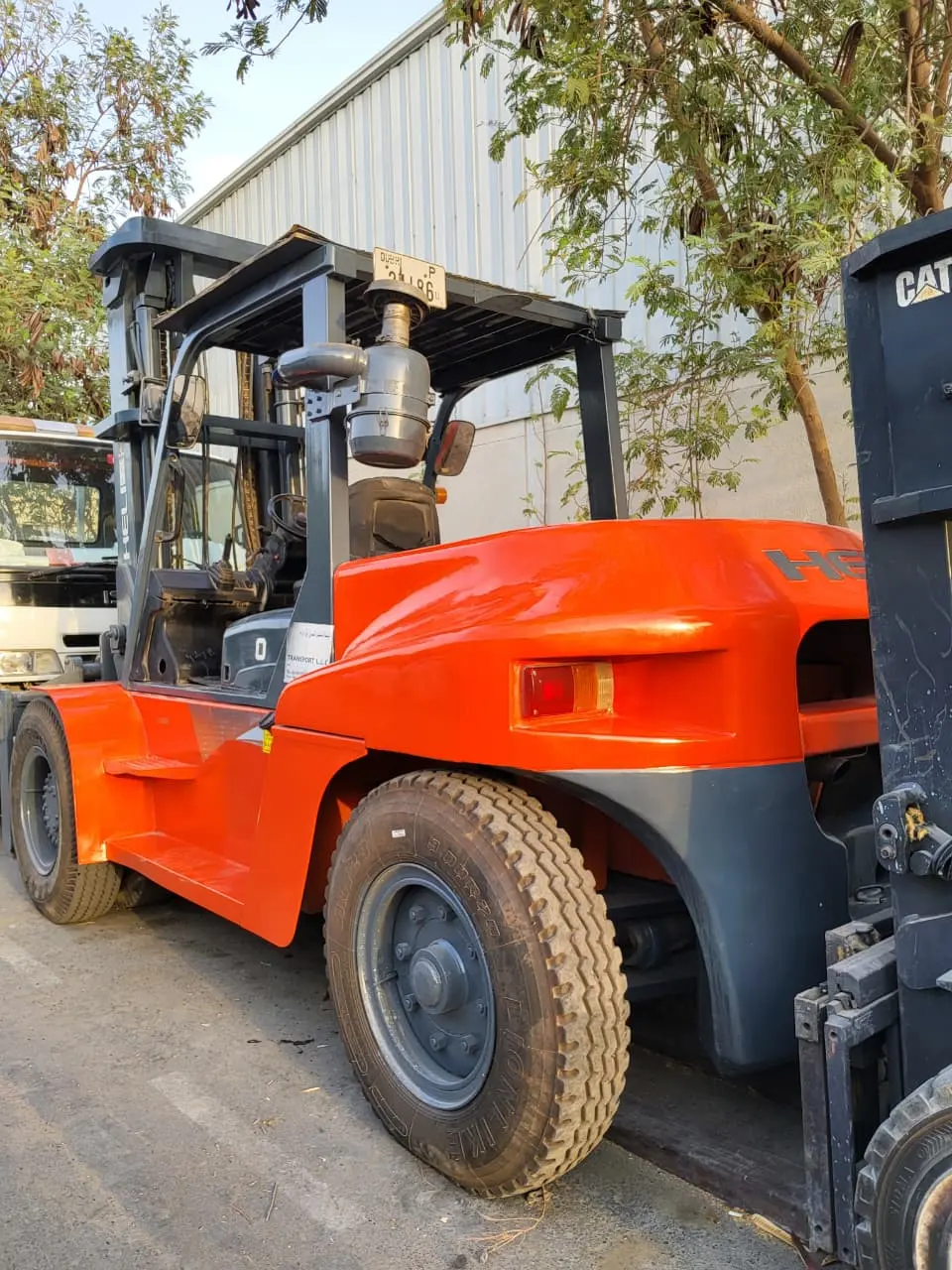 10 Ton Forklift (without Operator) - 3
