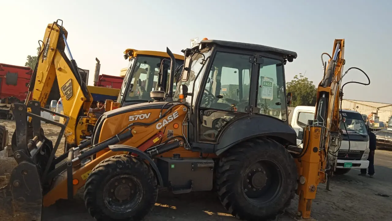 CASE 3cx Backhoe Loader 2023 Model