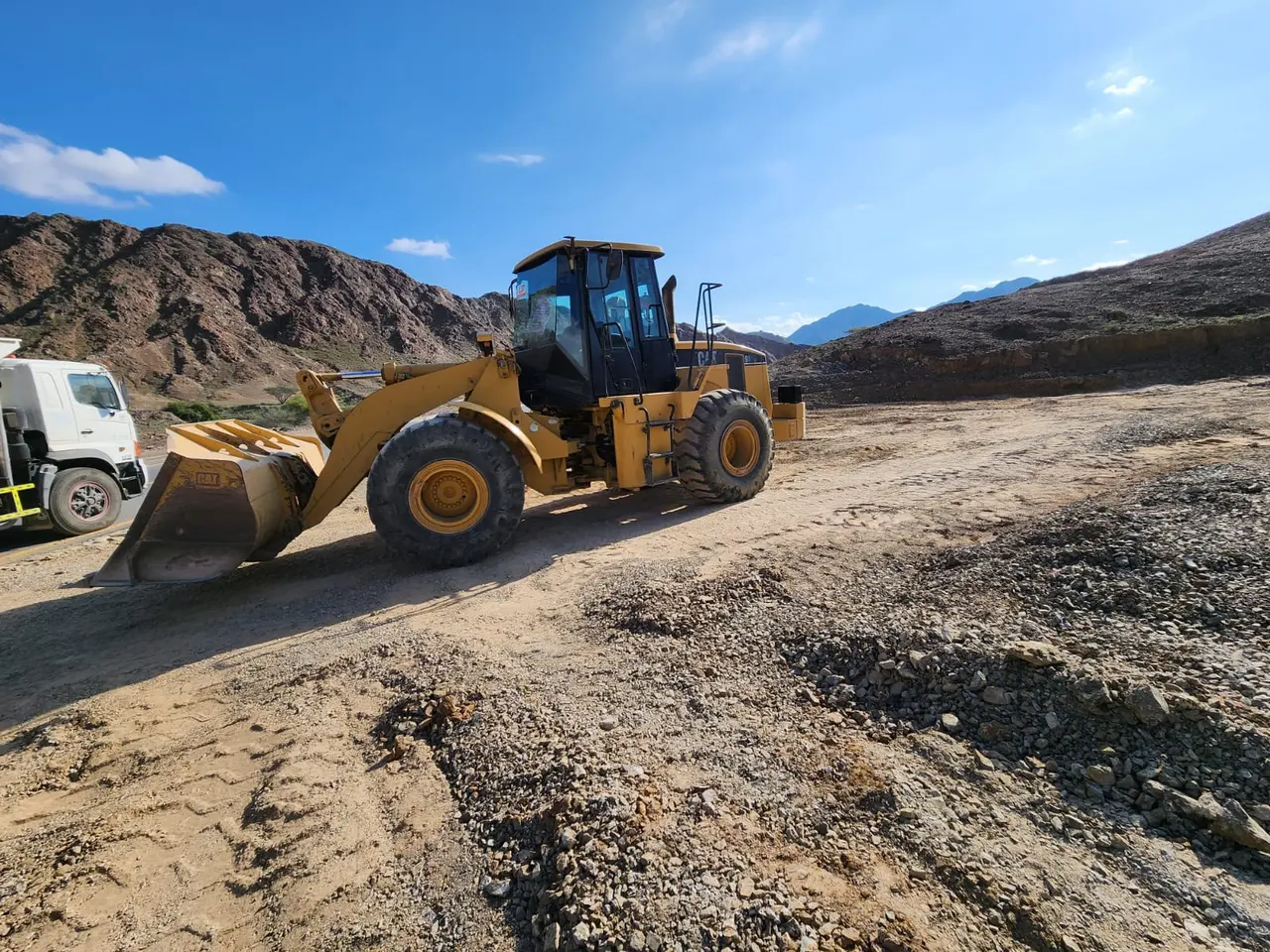 Shovel (Wheel Loader) CAT 962G available on rental
