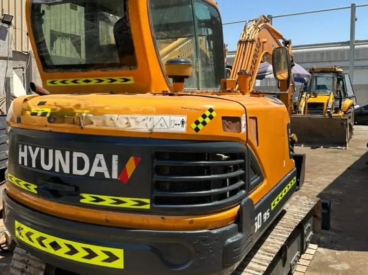 Hyundai  Excavator  6 Ton  60-9S - 2