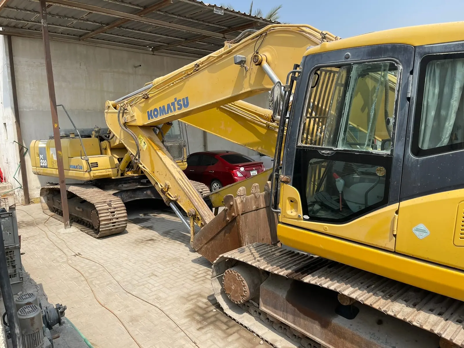 Komatsu PC220 Hydraulic Excavator for Sale - 3