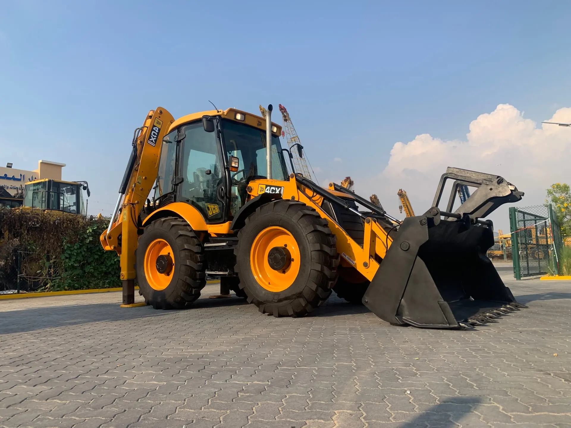 For sale jcb 4cx model 2009 in good condition - 3
