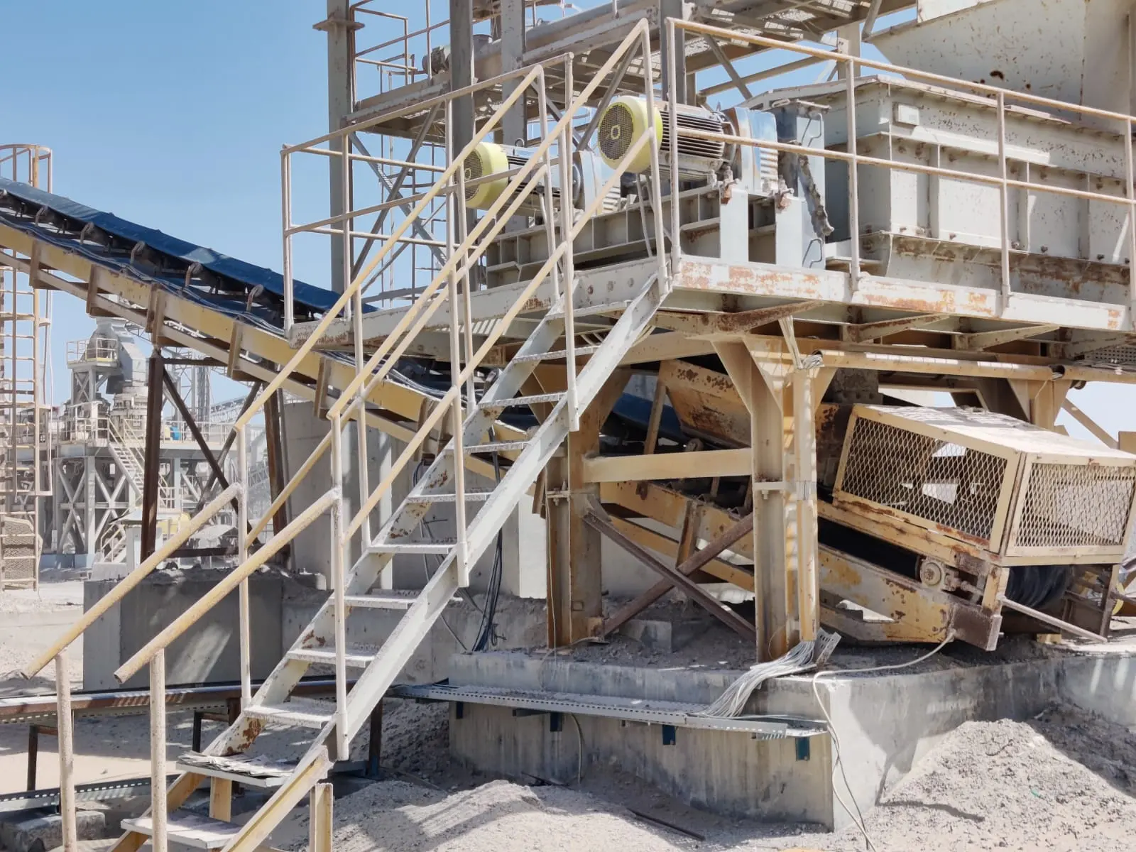 Linnhoff Wet Mix Plant Machineries - 3