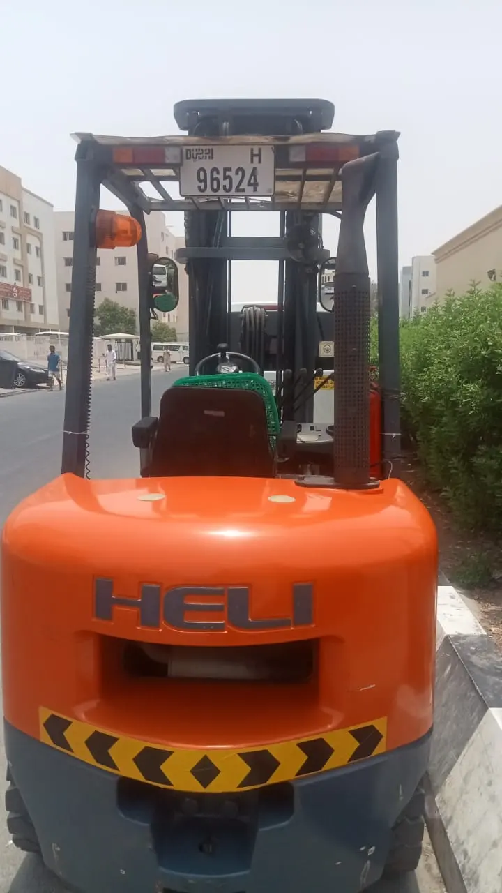 3 Ton Diesel Forklift for Rent with Operator