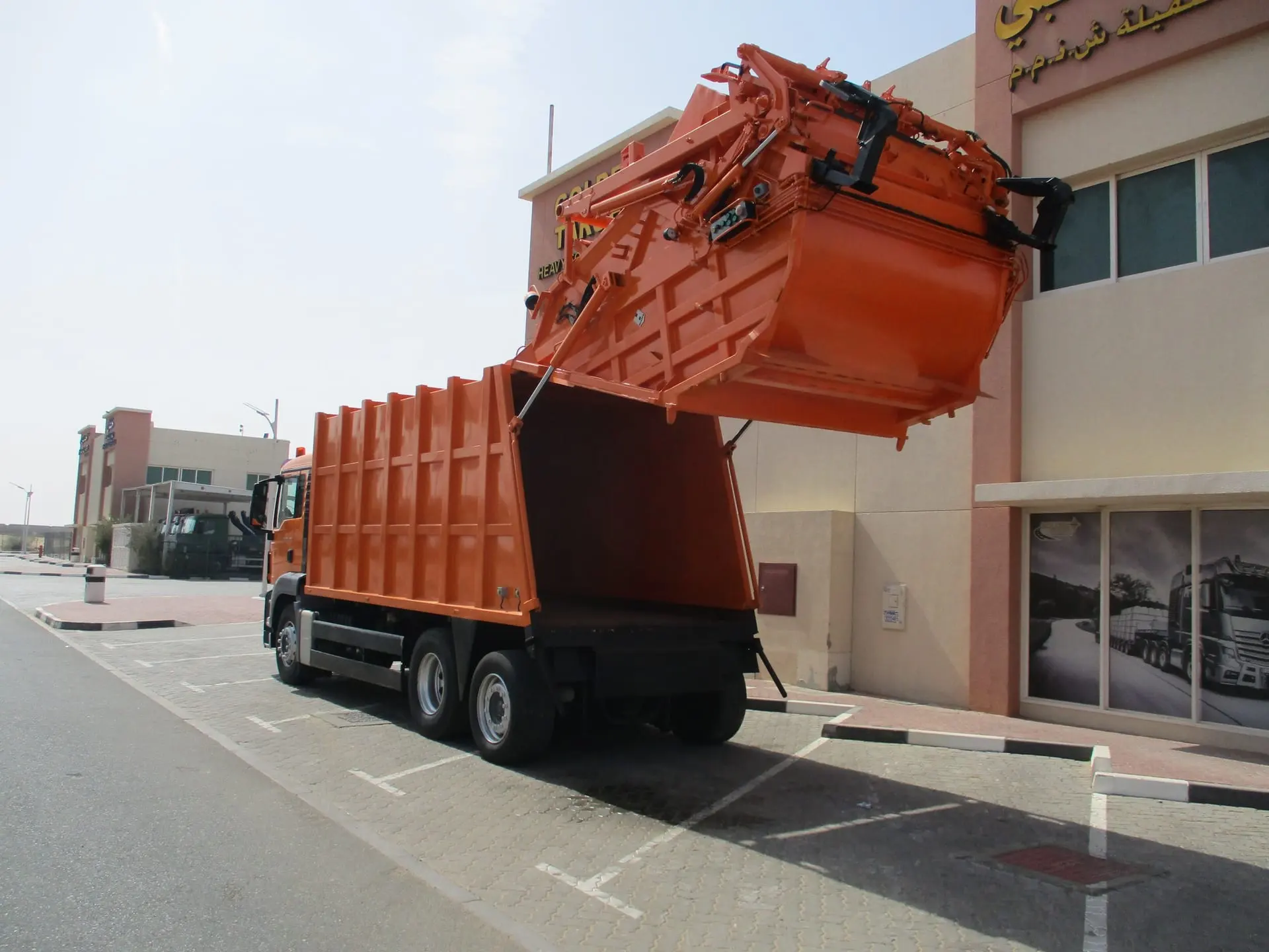 MAN TGS 28.320 6×2 COMPACTOR 2008 - 6