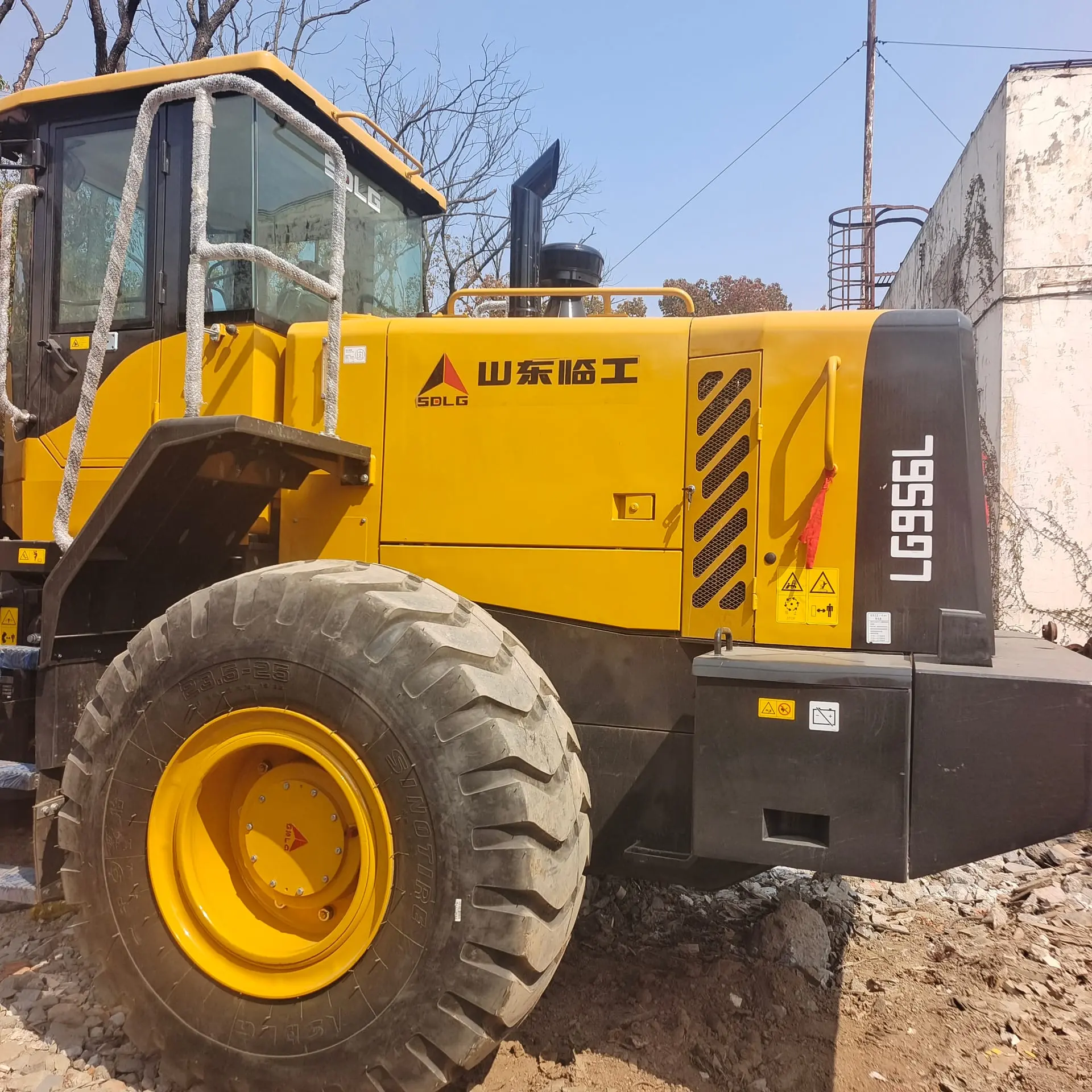 SDLG LG956 wheel loader for sale - 3