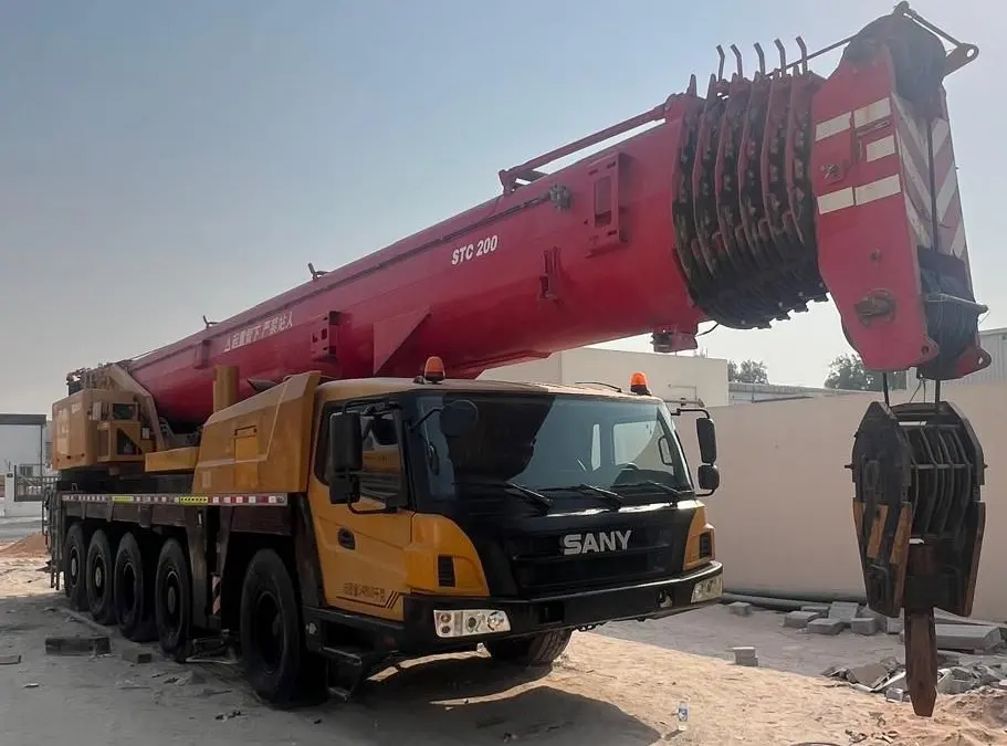 CRANE SANNY 200 TON - 2