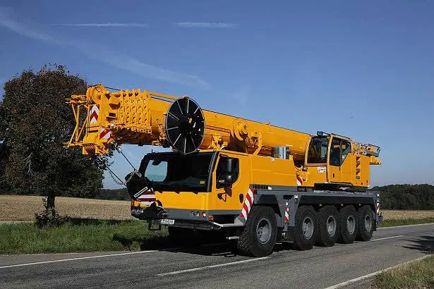 LIEBHERR LTM 1095-5.1 95 Ton Mobile Crane