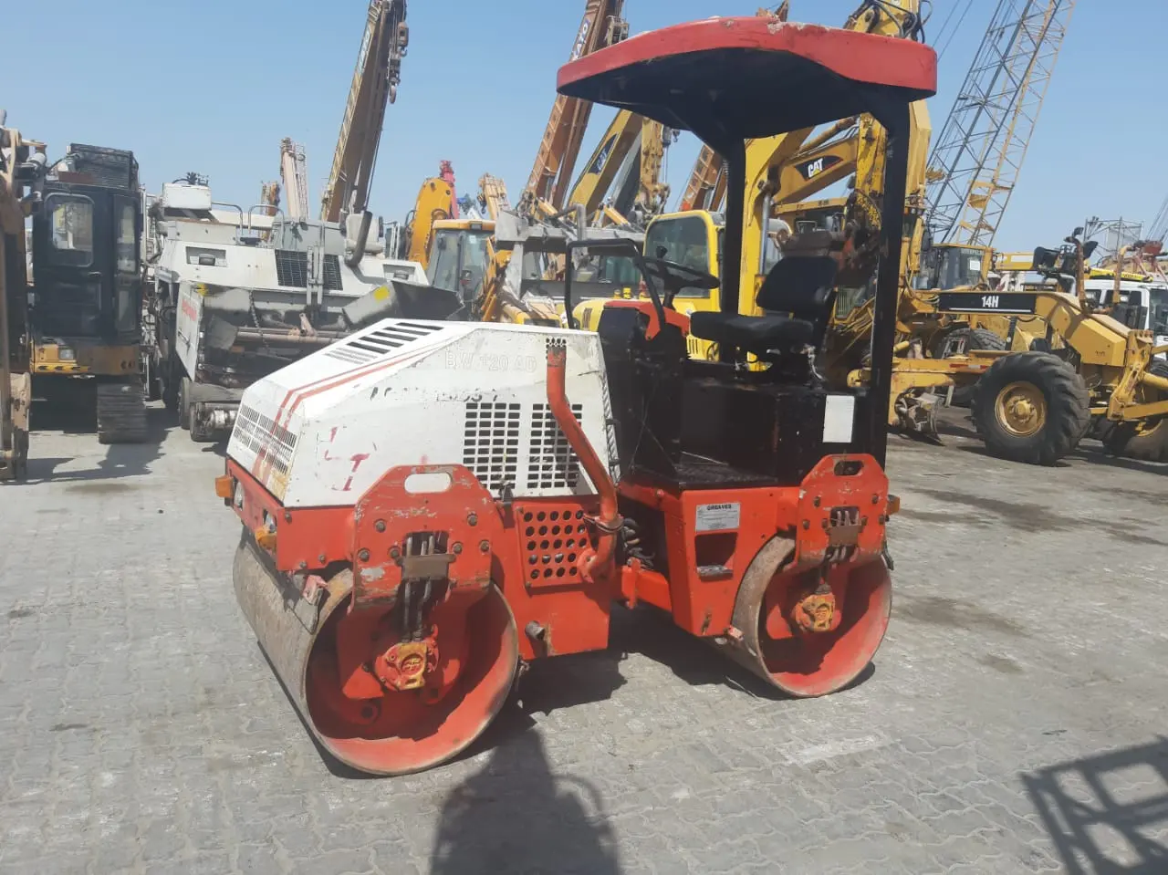 USED BOMAG BW120AD-4 ROAD ROLLER - 3