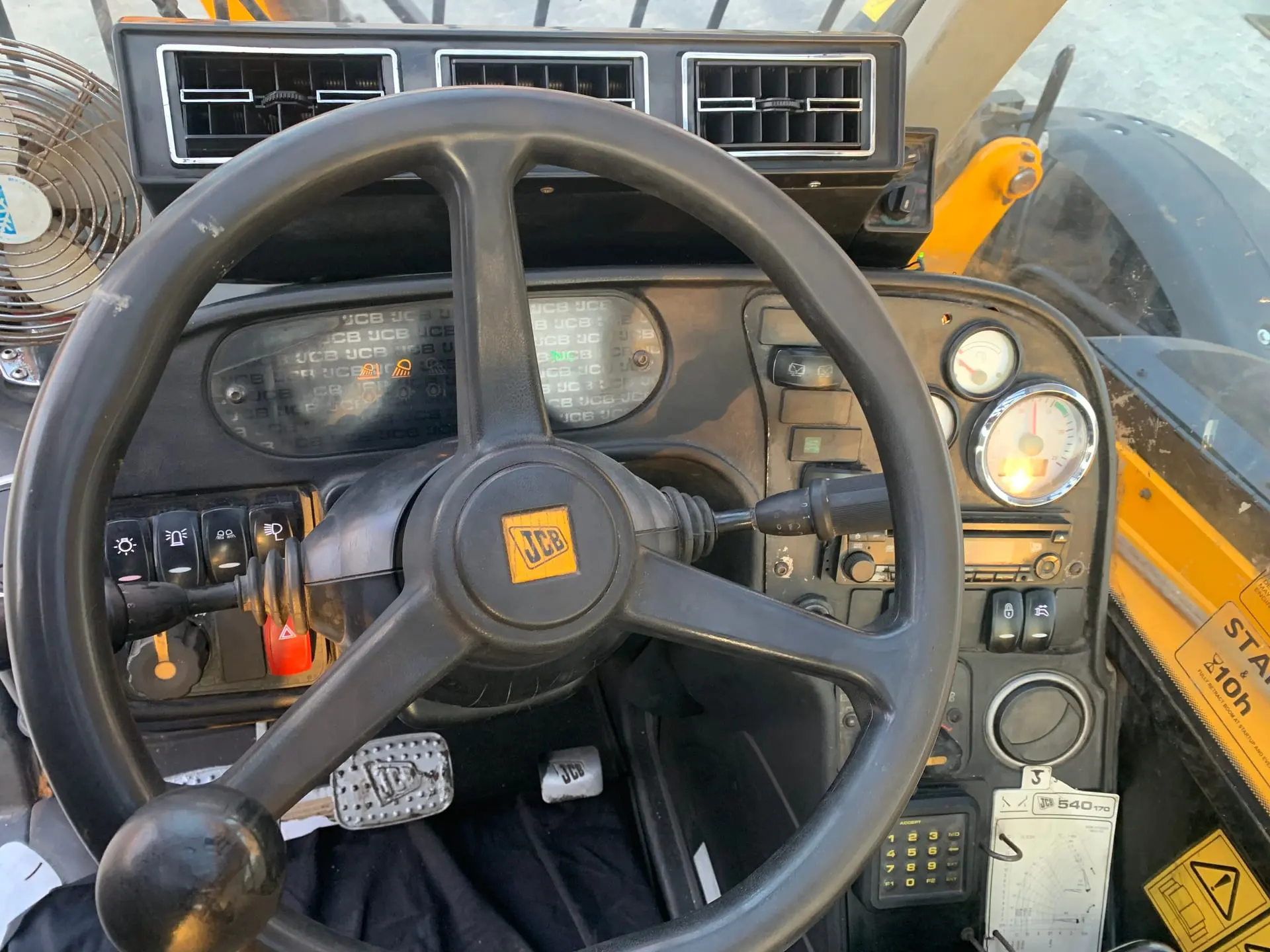 For sale jcb 540-170 model 2013 in good condition - 6