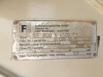 Vibrating feeder (ife austria)