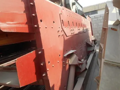 Vibrating screen-3 deck - 3