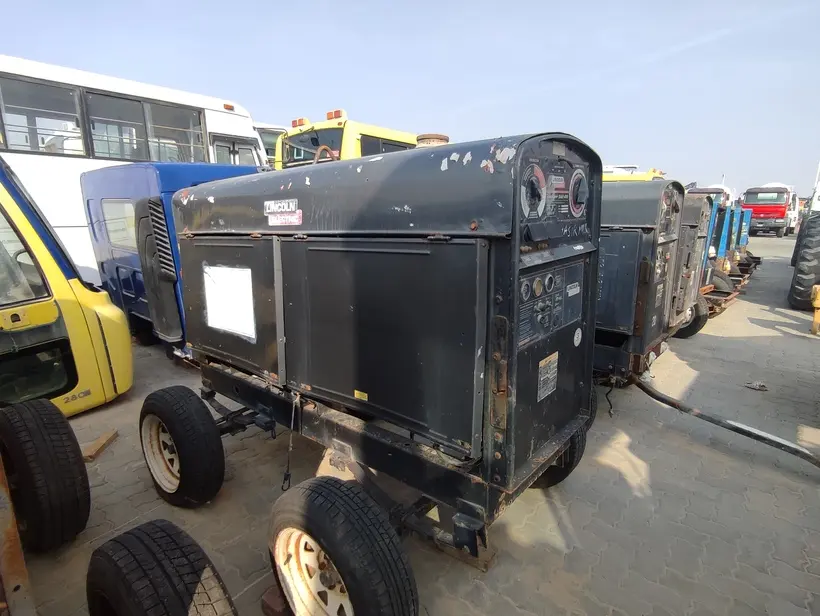 LINCOLN ELECTRIC SAE-400 Welding Machine - 4