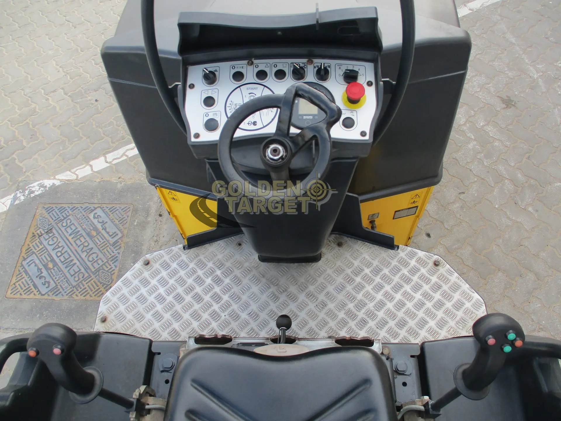 BOMAG BW138 AD-5 TANDEM ROLLER 2013 - 8