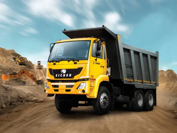 Tipper Truck Six Wheel 20 cbm Mercedes