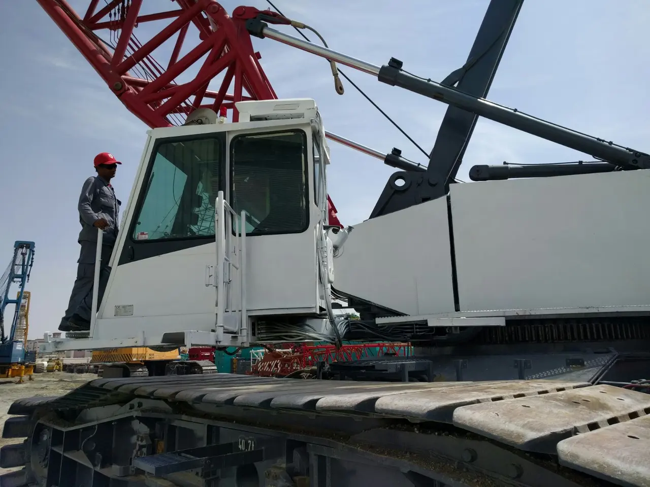 Demag (500 TON) Crawler Crane available on rent