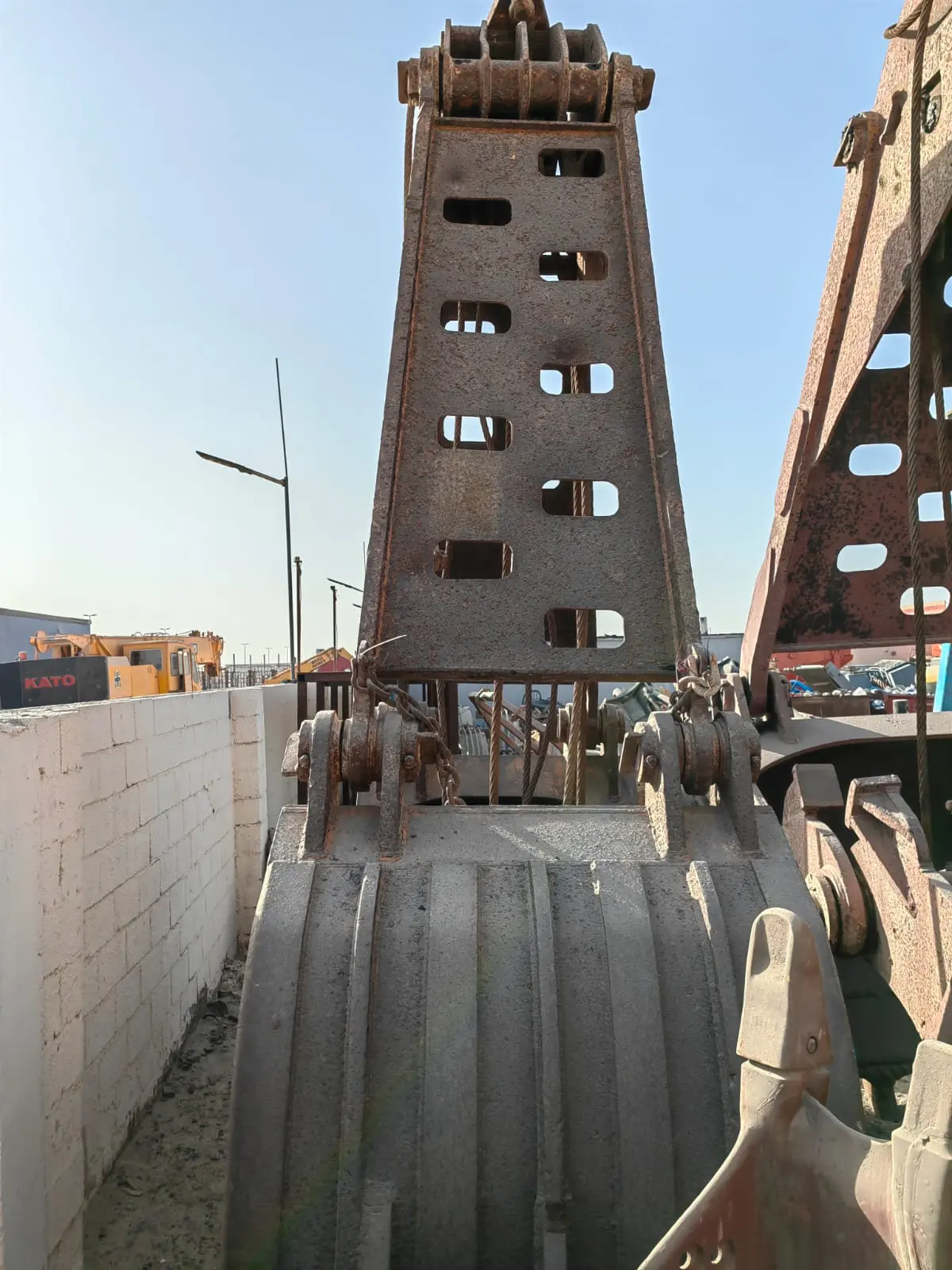 HD Mechanical Dredging Clamshell (3 cbm) - 2