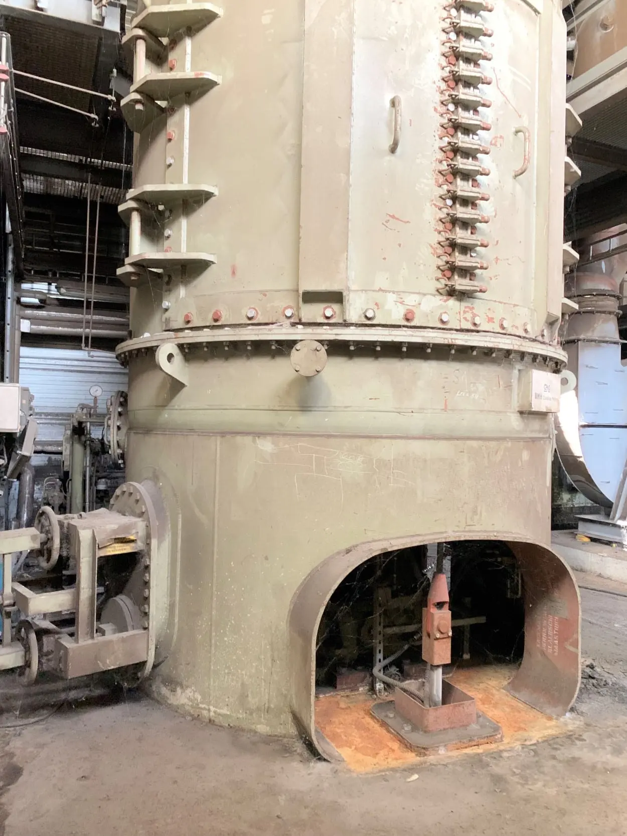CLAUDIUS PETERS EM 47-568 Vertical Ball Mill - 5
