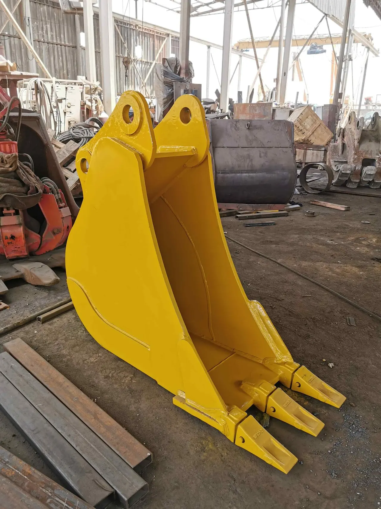 General Purpose Bucket (650 mm)