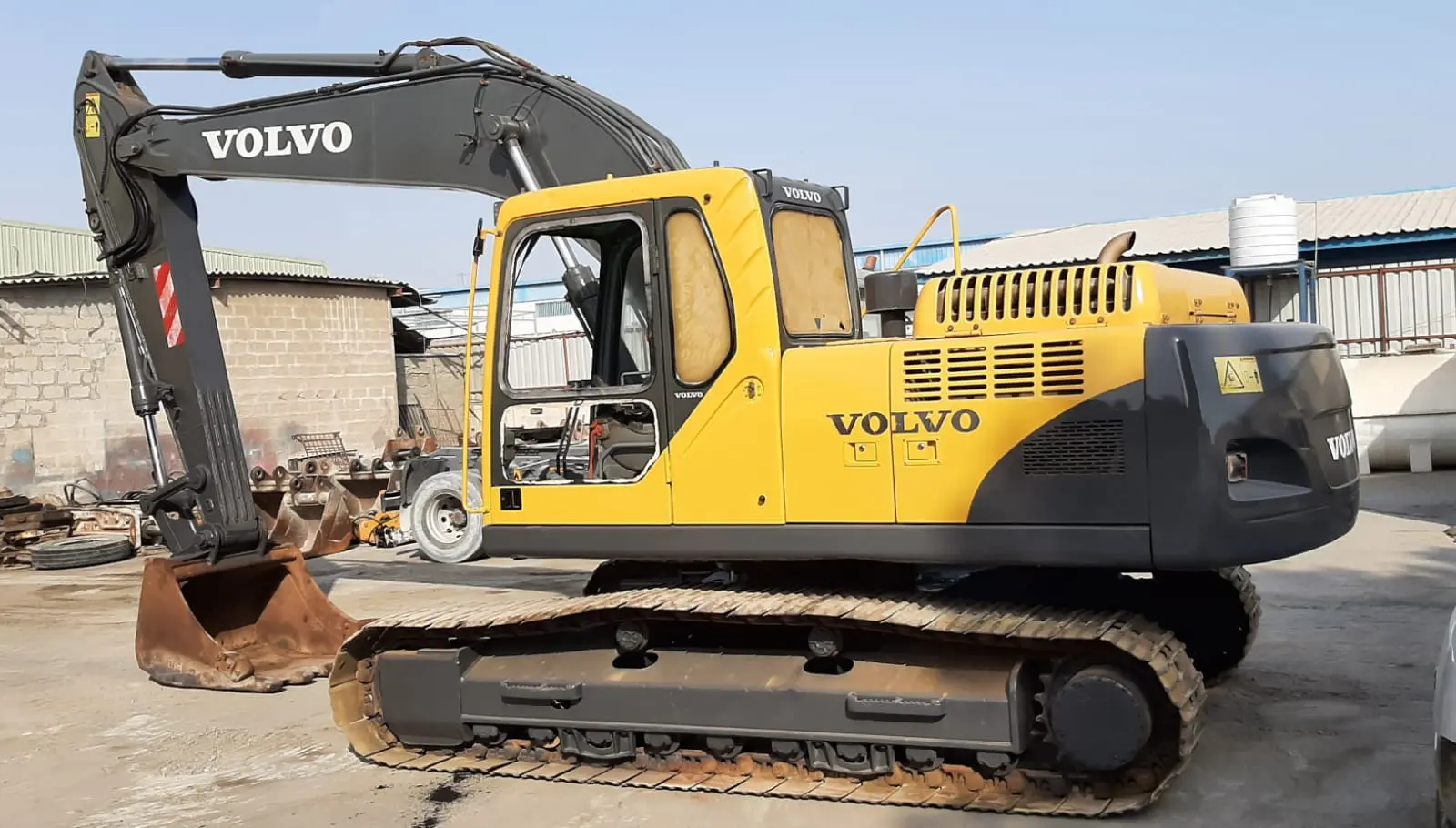 Excavator VOLVO Available for Sale - 8