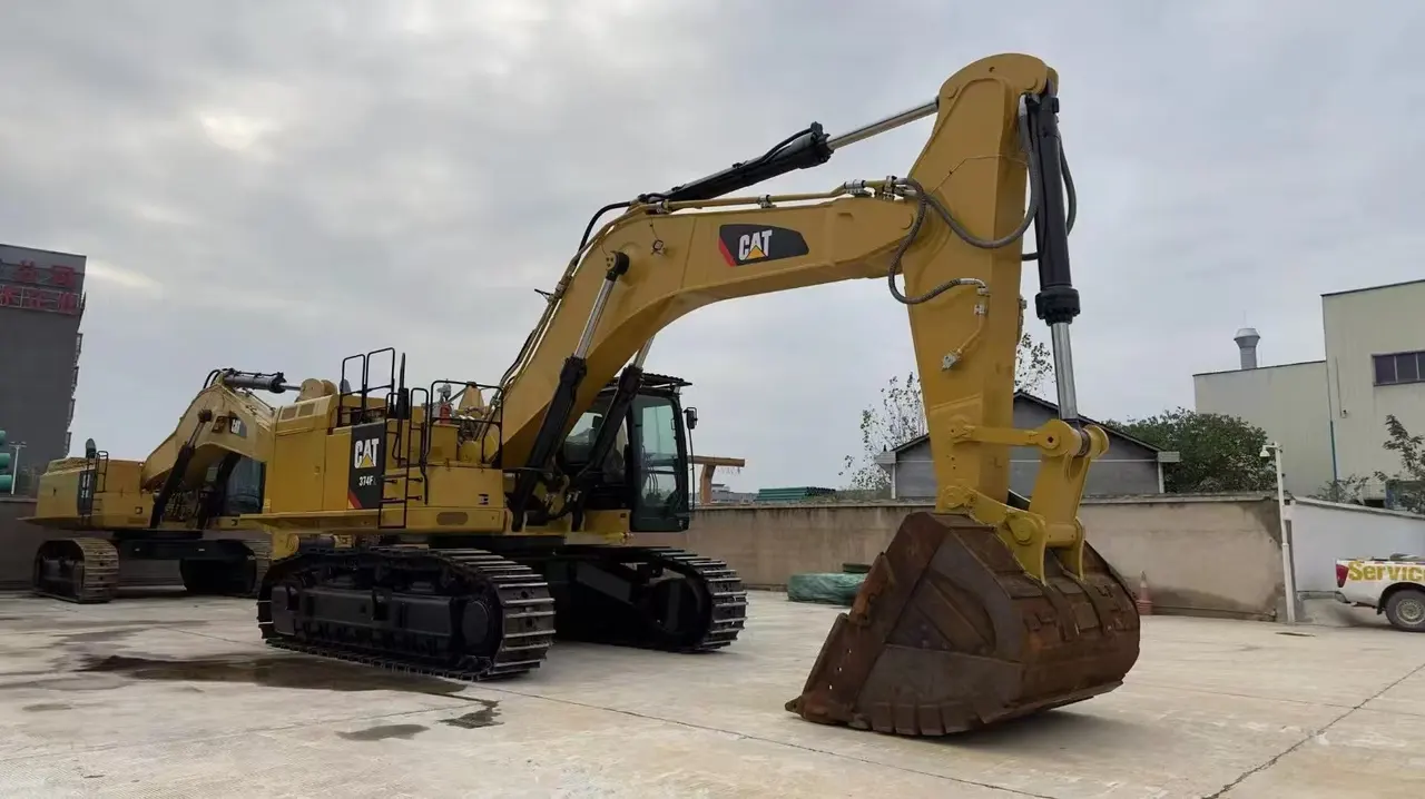 Cat374F