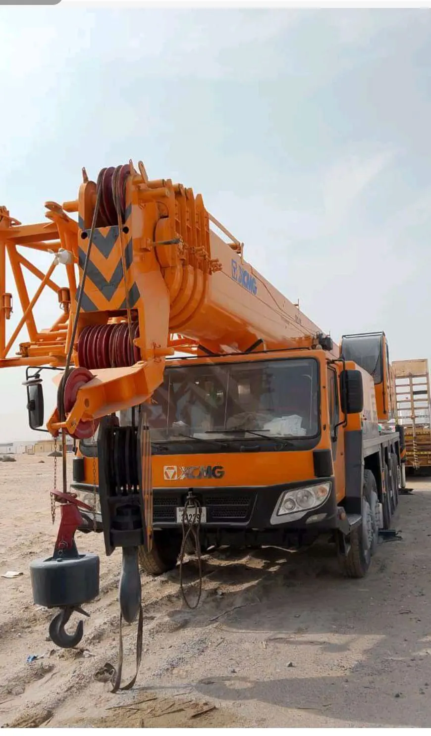 XCMG 160 ton Mobile Crane Available For Rent - 4