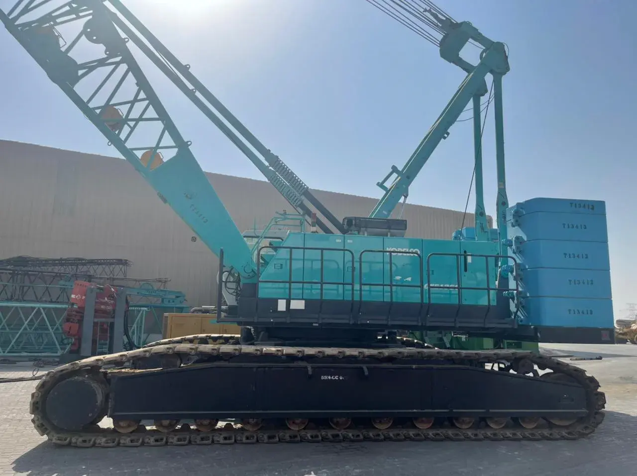 KOBELCO CKE1350-1F – 135TONS CRAWLER CRANE 2008 - 4