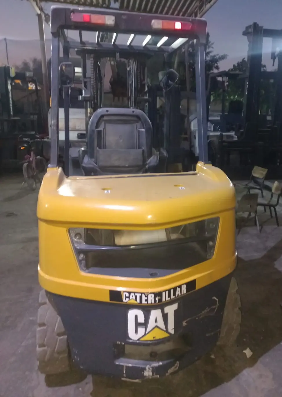 Forklift Cat 2008 3 Ton - 5