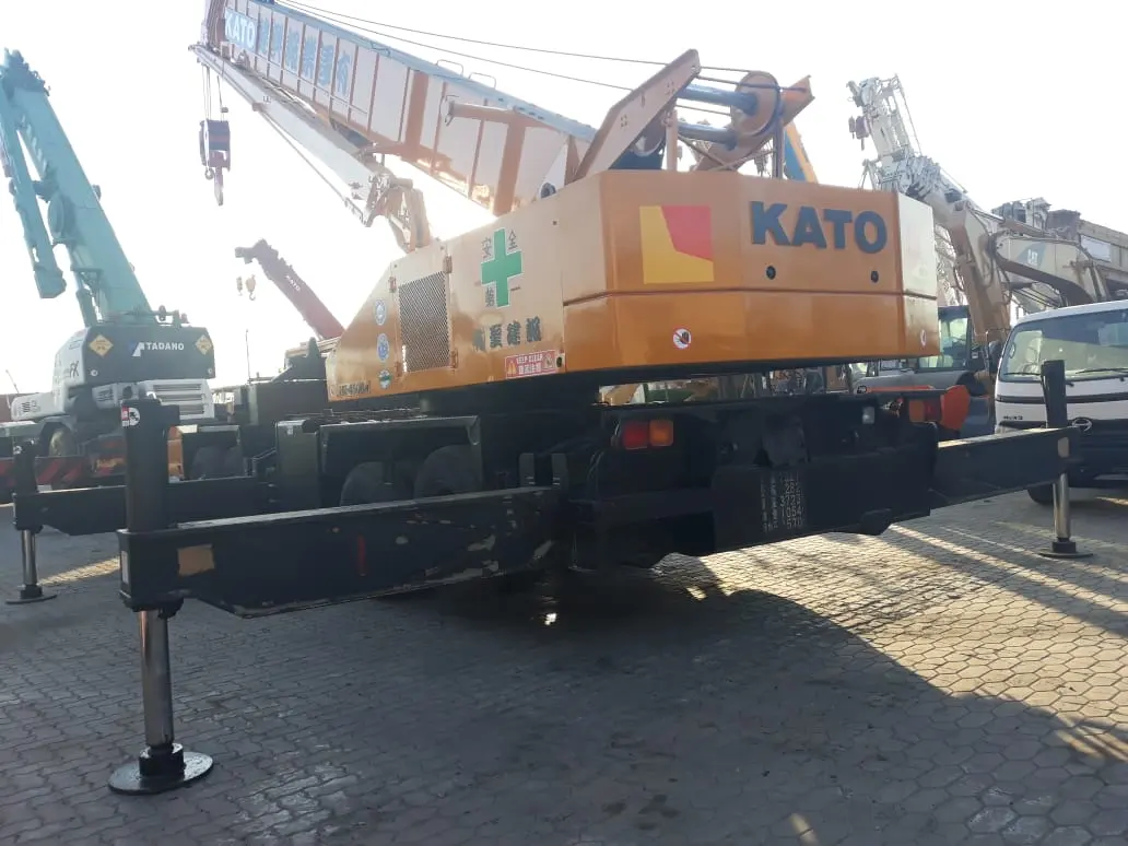 Used KATO NK450B-V Crane - 4