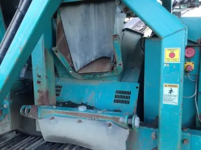 Mobile screen 3 deck powerscreen
