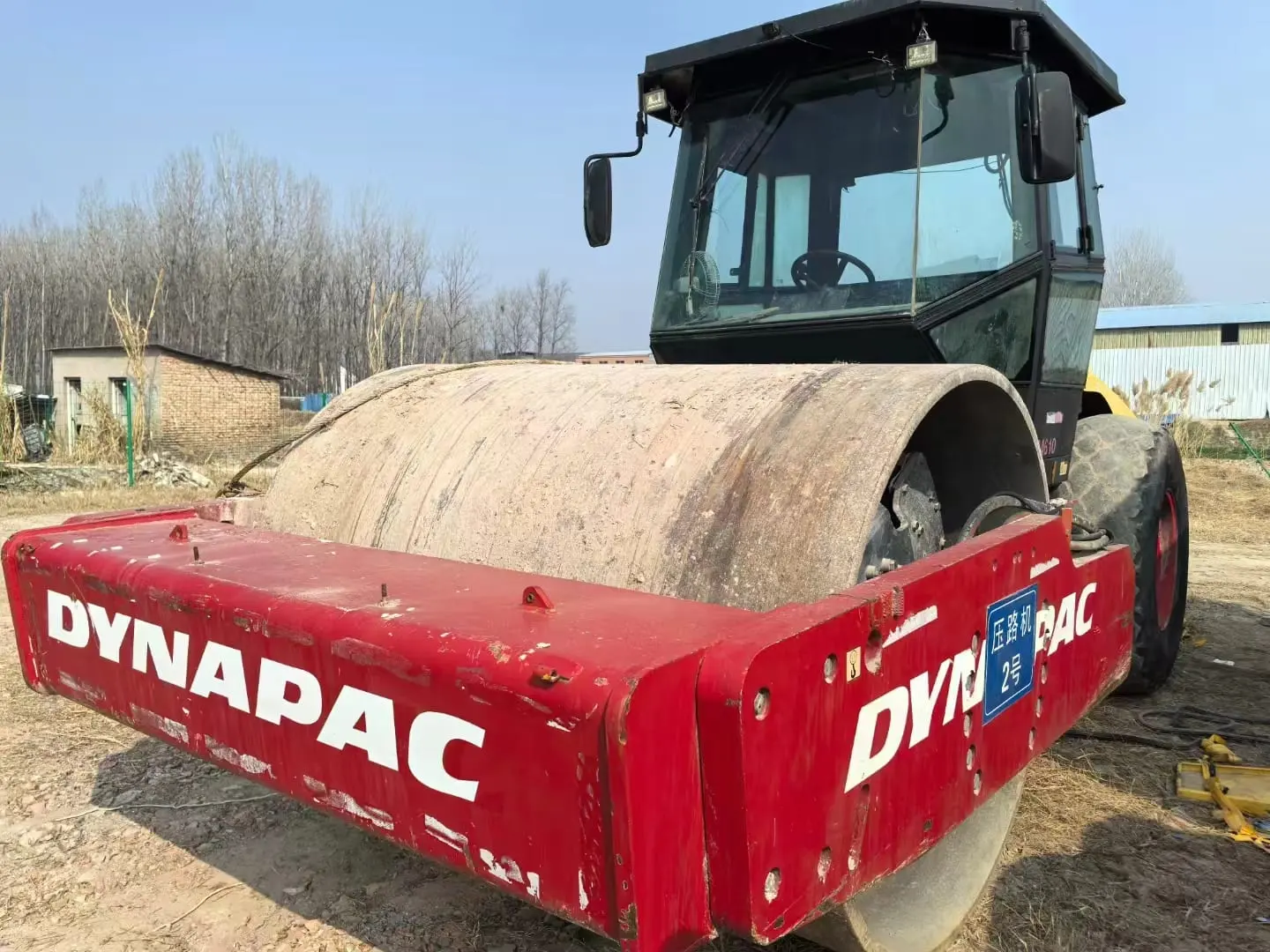DYNAPAC CA610