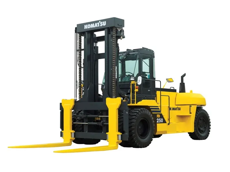 KOMATSU (FD250) 25 Ton Forklift