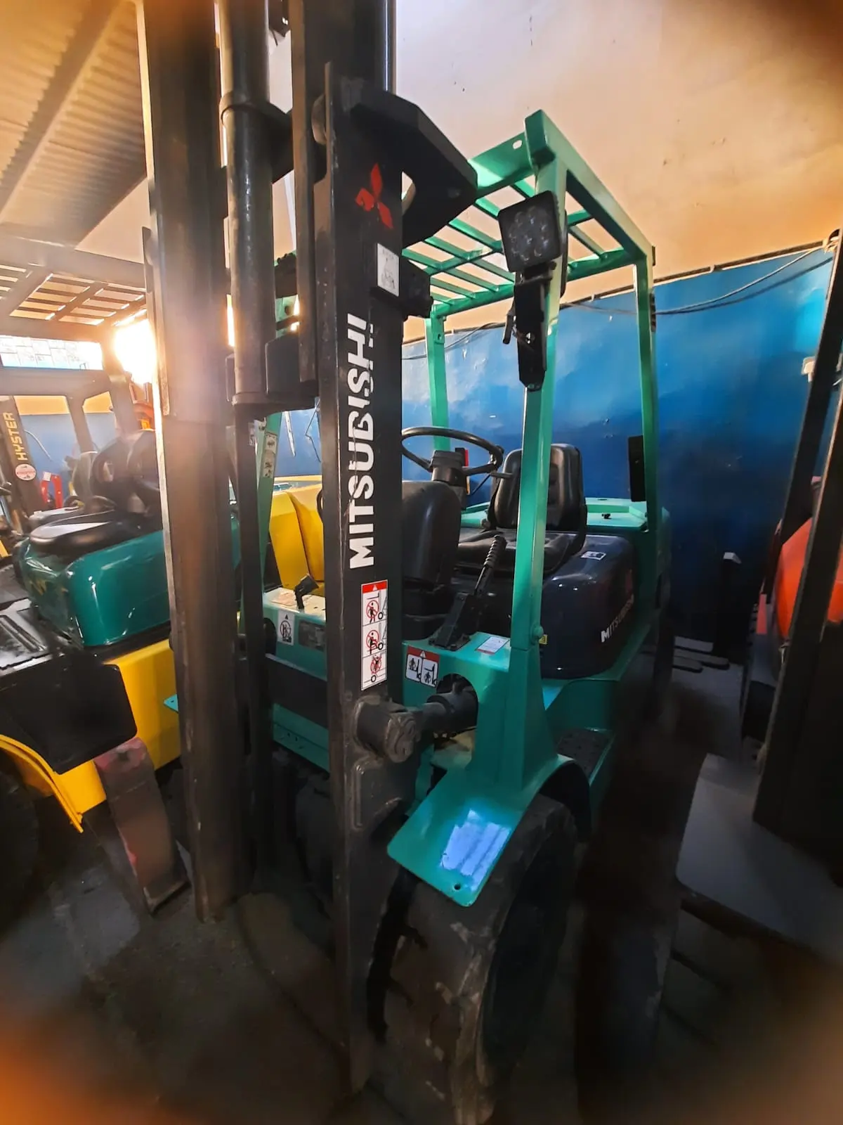 Mitsubishi Forklift 2.5 Ton 2005 - 3