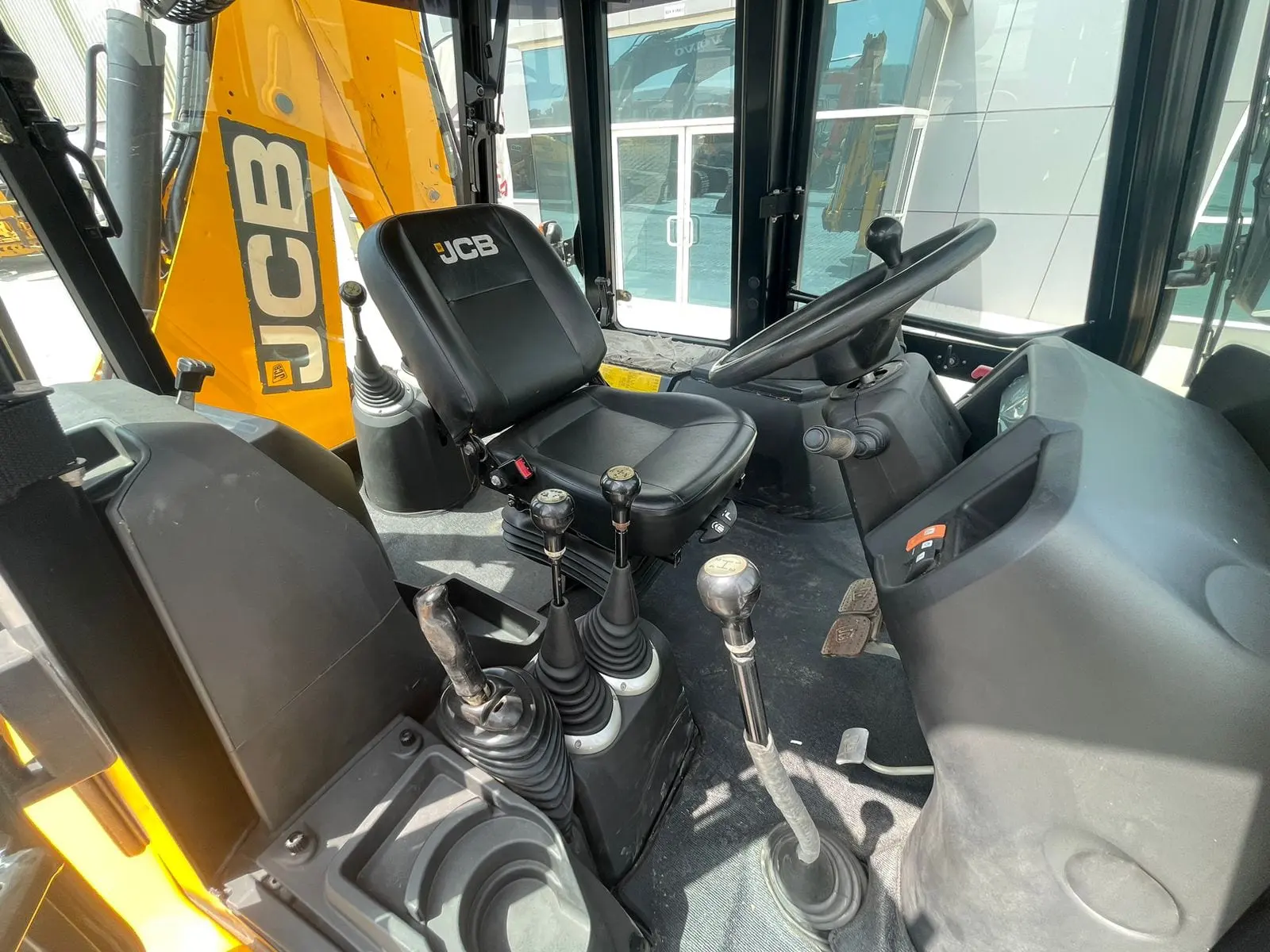 JCB 3DX – 1M3 BACKHOE LOADER - 7