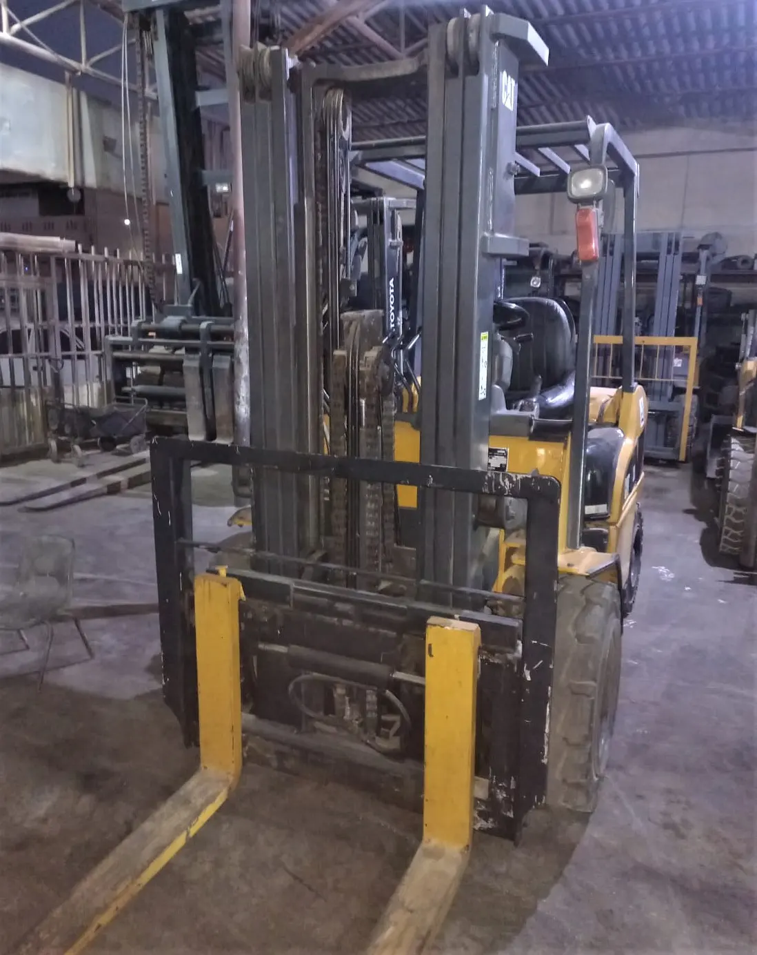 Forklift Cat 2008 3 Ton - 3