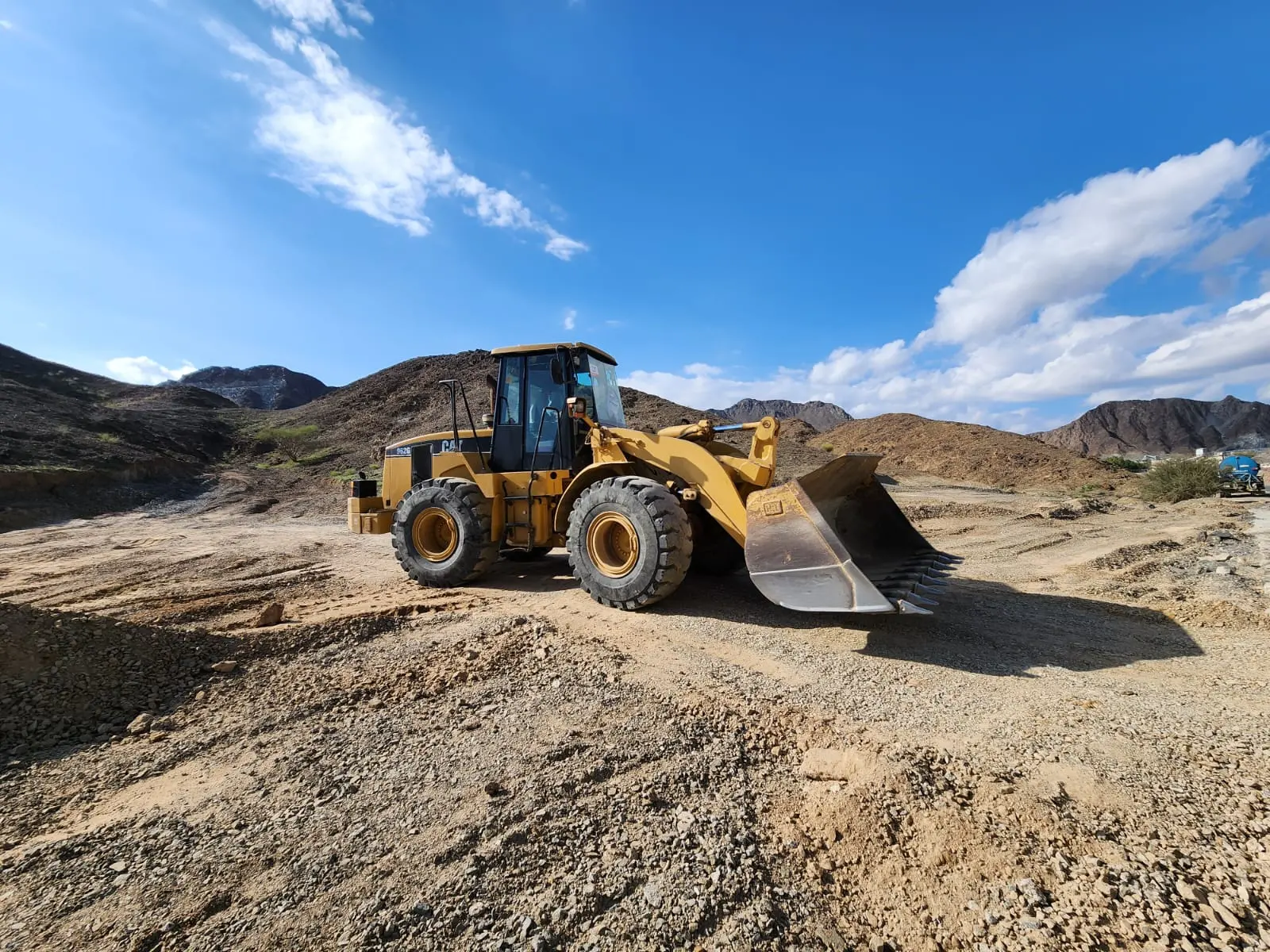 Shovel (Wheel Loader) CAT 962G available on rental - 2
