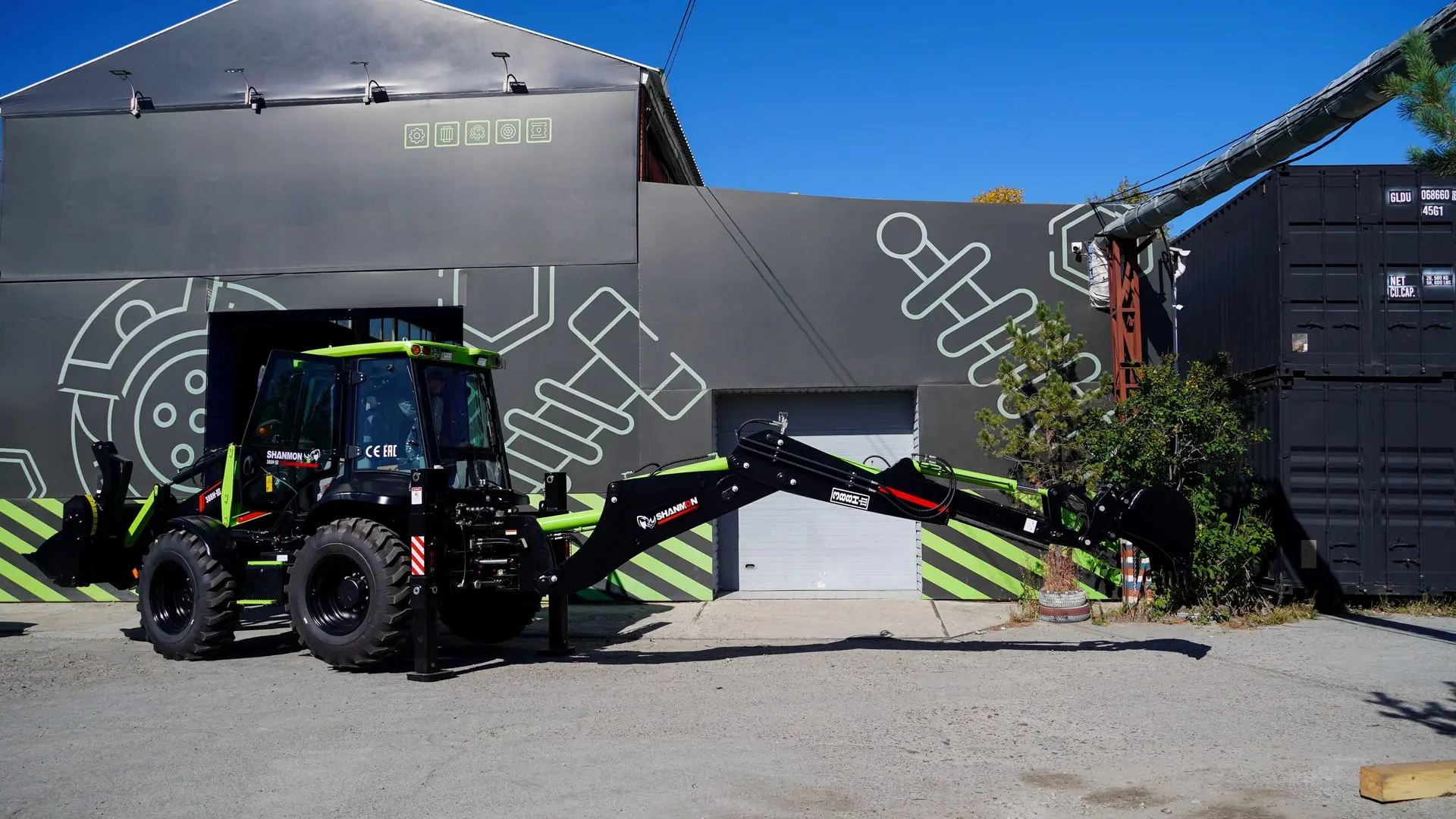 Backhoe Loader SHANMON 388H-III Black Limited Edition 2025 - 4