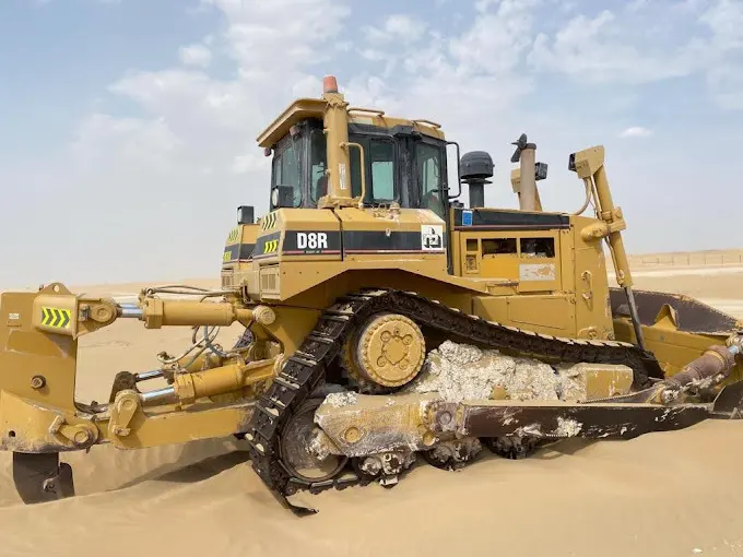Dozer CAT D8R
