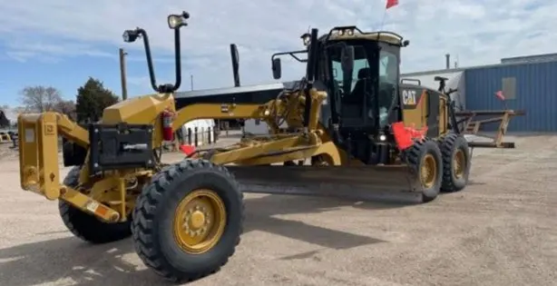 2010 Caterpillar 140M