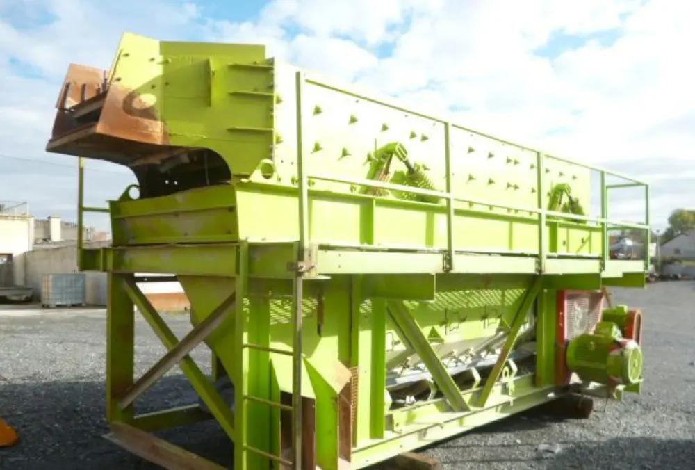 Vibrating screen-3 deck on skid - 5