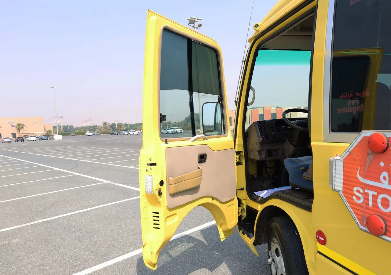 2016 MITSUBISHI ROSA SCHOOL BUS WITH 32 SEATS