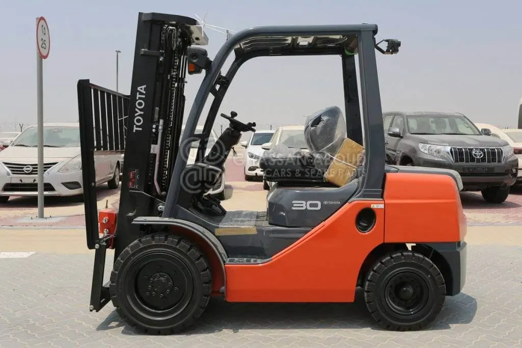 3 TON FORKLIFT AVAILABLE ON HIRE