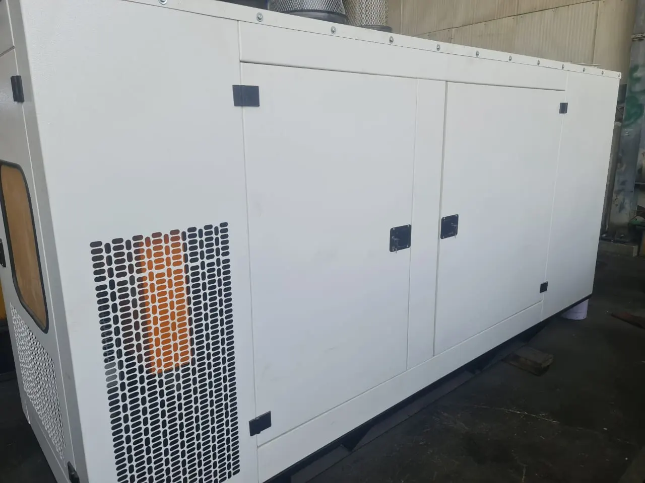 Perkins 1506A Generator 2016 Model 250 kva - 4